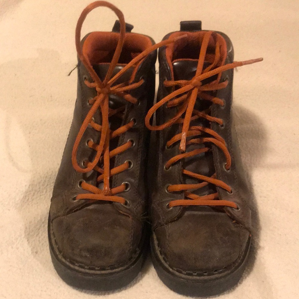 American Eagle Outfitters hiking boots